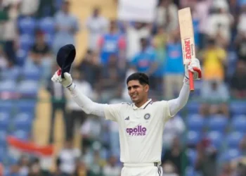 విండీస్‌పై గిల్ అద్భుత సెంచరీ సాధించాడు