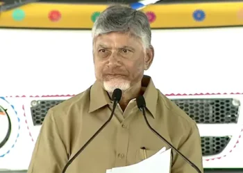 మా ప్రభుత్వంలో ఇలాంటి పరిస్థితులు ఎప్పటికీ రావు: ‘ఆటో డ్రైవర్ల సేవ’లో చంద్రబాబు
