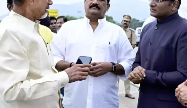  విశాఖలో గూగుల్ డేటా సెంటర్‌కు భూసేకరణ.. ఆటంకం కలిగిస్తే ఉపేక్షించం: సీఎం చంద్రబాబు