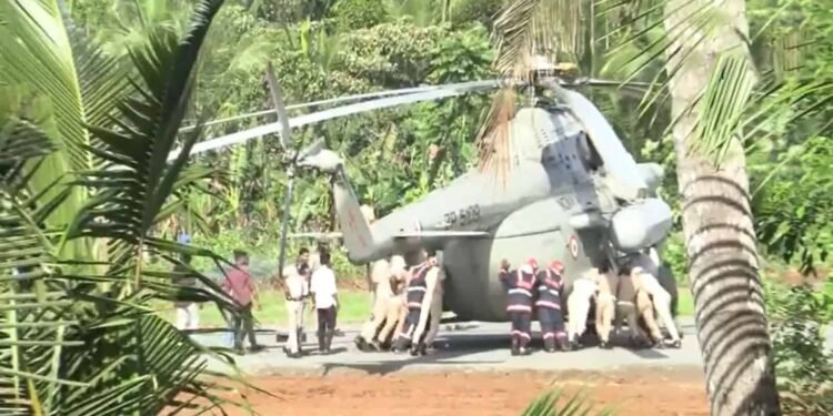 రాష్ట్రపతి ముర్ము హెలికాప్టర్ ల్యాండింగ్‌లో డ్రామా – కుంగిన హెలిప్యాడ్‌తో కలకలం