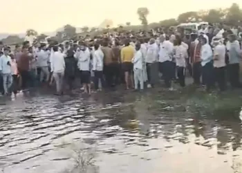 దుర్గామాత నిమజ్జనంలో అపశ్రుతి.. 10మంది మృతి