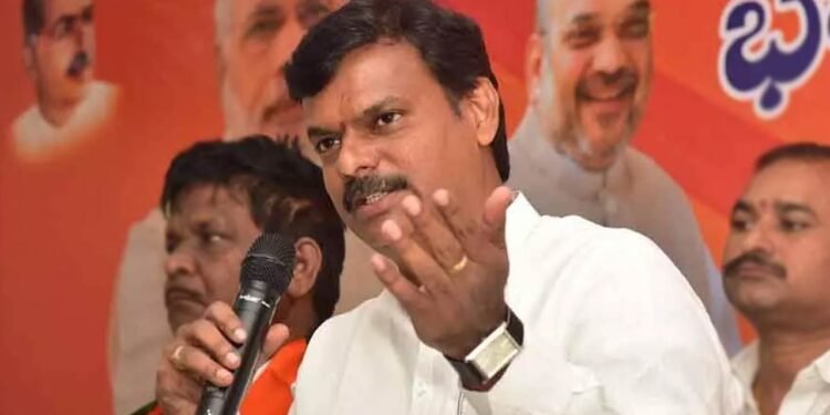 మొంథా తుఫాన్‌ను సమర్థంగా ఎదుర్కొన్న ఏపీ ప్రభుత్వం: భాజపా రాష్ట్ర అధ్యక్షుడు పీవీఎన్ మాధవ్