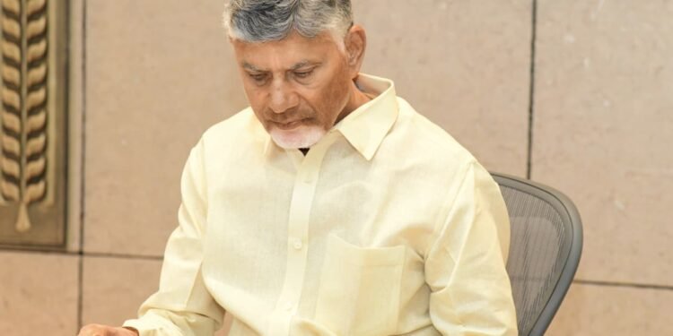 కందుకూరులో లక్ష్మీ నాయుడు హత్యపై సీఎం చంద్రబాబు సచివాలయంలో సమీక్ష