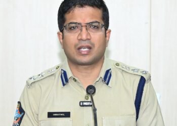 కర్నూలు బస్సు ప్రమాదంపై పోలీసుల దర్యాప్తు: సంఘటనపై పూర్తి వివరాలు వెల్లడి