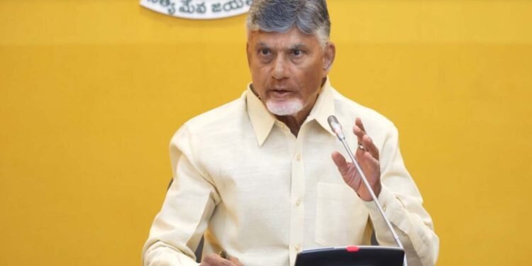 రాజధాని నిర్మాణాలపై సీఎం చంద్రబాబు సమీక్ష – వేగం, నాణ్యతపై దృష్టి సారించాలని ఆదేశం