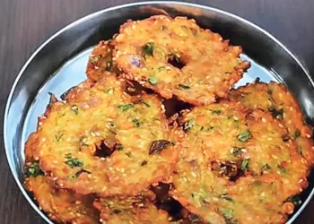 పండుగ వేళ బీరకాయ గారెలు