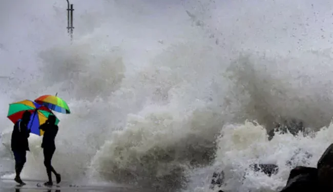 ‘మొంథా’: ప్రభావిత ప్రాంతాల్లో ఉచిత నిత్యావసర సరఫరా – ఏపీ ప్రభుత్వం జీవో జారీ