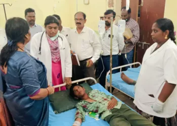 బీసీ బాలుర వసతిగృహంలో 47 మంది విద్యార్థులకు అస్వస్థత