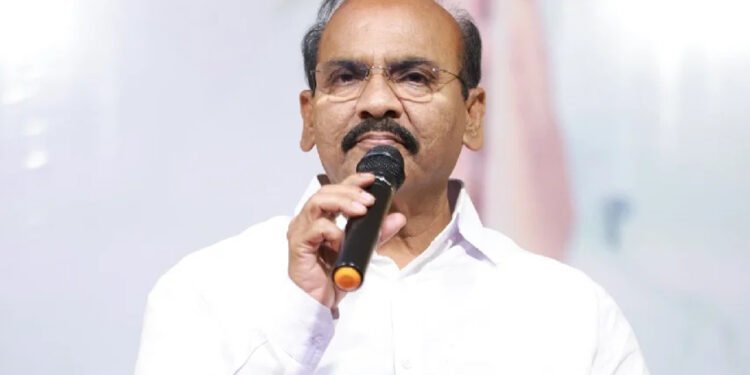 తుఫాన్ ప్రభావం తీవ్రం – రైతులకు భరోసా ఇచ్చిన ఎమ్మెల్యే ప్రత్తిపాటి