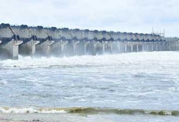 పులిచింతల రిజర్వాయర్‌కు పెరుగుతున్న వరద ఇన్‌ఫ్లో – లోతట్టు ప్రాంతాల ప్రజలకు అప్రమత్తత సూచన