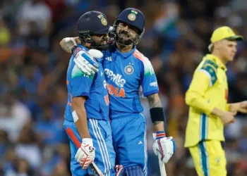 ఇండియా vs ఆస్ట్రేలియా: రోహిత్-కోహ్లీ సంయుక్త జట్టు ధాటికి భారత్ ఘన విజయం – మూడో వన్డేలో 9 వికెట్ల తేడాతో గెలుపు