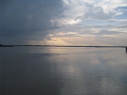 శారదా నది ఉద్ధృతి – వరదలో చిక్కుకున్న కుటుంబం రక్షణ చర్యల్లో అధికారులు