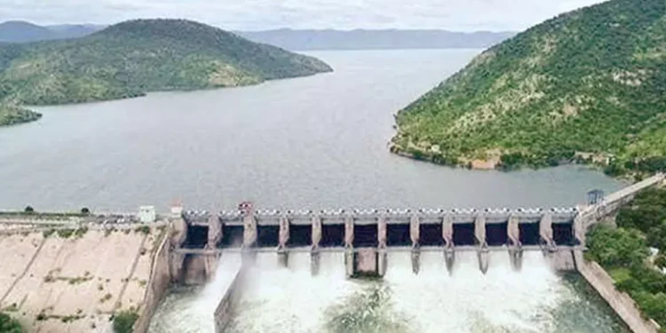 సోమశిల ప్రాజెక్టుకు భారీ వరద ప్రవాహం – అధికారులు అప్రమత్తంగా ఉండాలని మంత్రి నారాయణ ఆదేశం