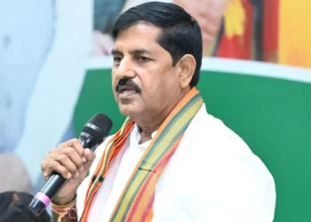 వివేకా హత్య కేసులో దోషులను జగన్‌ రక్షిస్తున్నారు: ఆదినారాయణ రెడ్డి