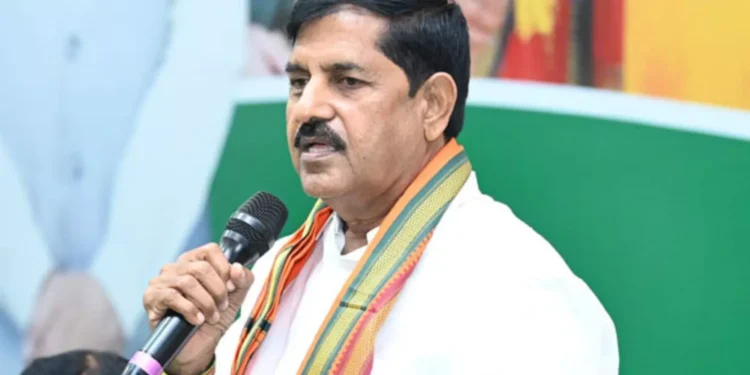 వివేకా హత్య కేసులో దోషులను జగన్‌ రక్షిస్తున్నారు: ఆదినారాయణ రెడ్డి