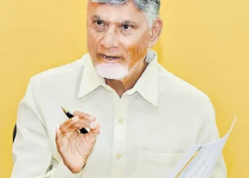 ఏప్రిల్‌ 1 నుంచి అందరికీ ఆరోగ్య బీమా