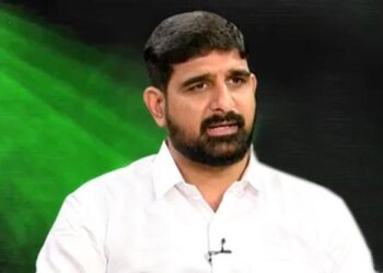 Case filed against Padi Kaushik Reddy for creating a ruckus during the Jubilee Hills by-election!