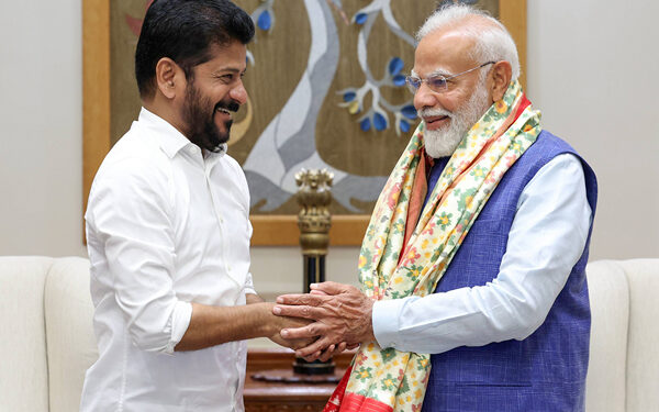 ప్రధాని నరేంద్ర మోదీ తెలంగాణ సీఎం రేవంత్‌రెడ్డికి జన్మదిన శుభాకాంక్షలు తెలిపారు.