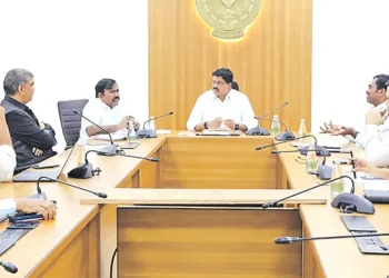 మంత్రి పయ్యావుల కేశవ్: ఇంకా ఐదు నెలలే మిగిలి ఉన్నాయి.. ఎంత నిధులు కావాలి చెప్పండి!