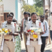 హనుమకు తొలి పూజ చేసే గౌరవం పోలీసులకే దక్కింది.
