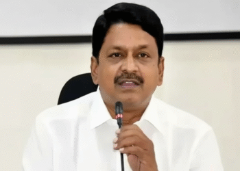 రాష్ట్ర ఆర్థిక పరిస్థితులు క్రమంగా మెరుగుపడుతున్నాయి