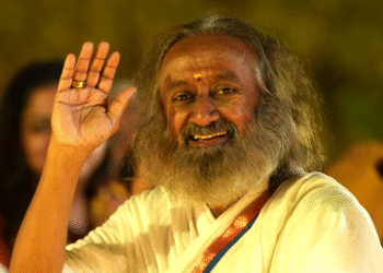 శ్రీశ్రీ రవిశంకర్‌: మాదకద్రవ్యాల నుంచి కశ్మీర్‌ విముక్తి కోసం ప్రతి ఒక్కరు కృషి చేయాలి.