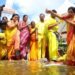 తుమ్మిసి చెరువులో జలహారతి – కుప్పం అభివృద్ధిపై చంద్రబాబు సేవలను స్మరించిన భువనేశ్వరి 8 తుమ్మిసి చెరువులో జలహారతి – కుప్పం అభివృద్ధిపై చంద్రబాబు సేవలను స్మరించిన భువనేశ్వరి