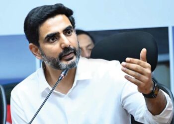 విద్యార్థులు సృజనాత్మకతను కోల్పోకూడదు… AIను సమతుల్యంగా వినియోగించాలి -మంత్రి నారా లోకేష్