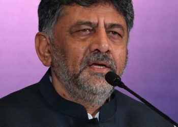 తుంగభద్ర నీటి కేటాయింపులపై డీకే శివకుమార్ కీలక స్పష్టీకరణ: రెండో పంటకు నీటి విడుదల కష్టమే