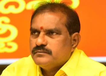 రైతులను కలిసే హక్కు జగన్‌కు లేదని మంత్రి నిమ్మల ఉమా మహేశ్వర్‌ రావు వ్యాఖ్యానించారు.