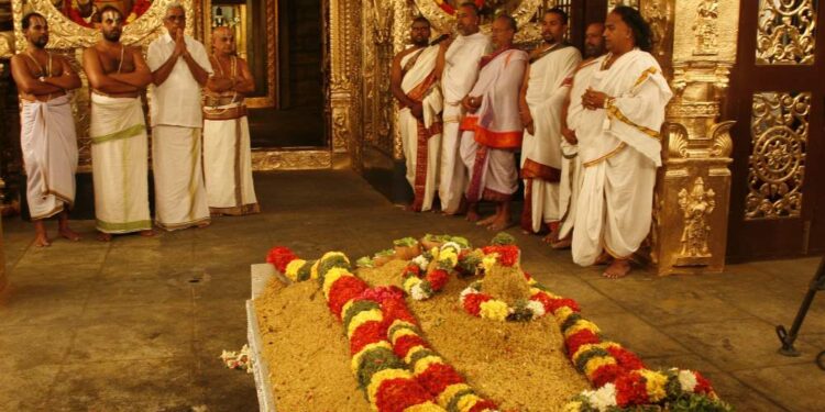 ప్రసాదం.. పరమాత్మ తత్వానికి ప్రతీక.