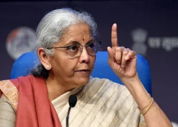 ఎఫ్ఎమ్ సీతారామన్: భారత్కు అంతర్జాతీయ స్థాయి బ్యాంకులు అవసరం