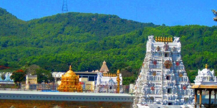 అంగ ప్రదక్షిణ టోకెన్ల జారీ విధానంలో కొత్త మార్పులు అమల్లోకి వచ్చాయి.