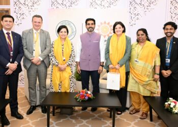 minister lokesh holds talks with australia’s james cook university on coastal research.