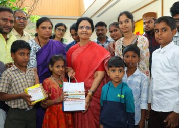 కుప్పంలో నారా భువనేశ్వరి రెండో రోజు పర్యటన – ప్రజా దర్బార్, సేవా కార్యక్రమాలతో సందడి