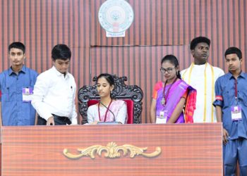Mock Assembly: పిల్లల సభ అద్భుతం!