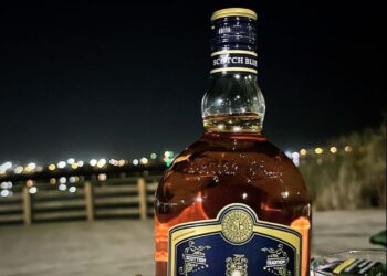 ఆర్థిక లాభాల కోసమే సహాయం చేశానని స్పష్టం చేశాడు.