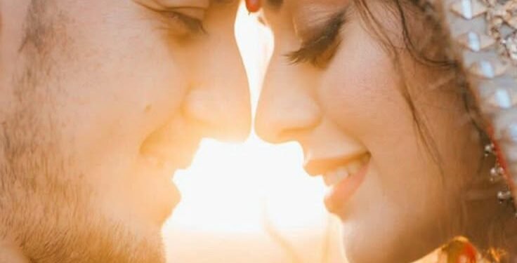 ఈ వరుడు నిజంగా చాలా స్పీడ్‌గా ఉన్నాడుగా! కెమెరామెన్‌కే ఏం షాక్ ఇచ్చాడో చూడండి