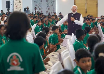 ప్రధాని మోదీ శ్రీ సత్యసాయి సంజీవని ఆస్పత్రిని సందర్శించారు