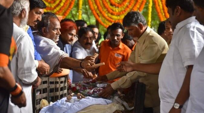 టీడీపీకి అంకిత సేవగానే నిలిచిన కళ్యాడపు ఆగయ్యకు కడసరి వీడ్కోలు