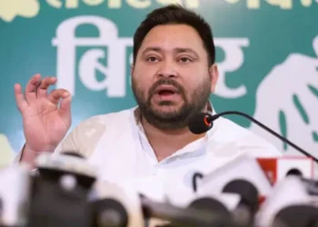 తేజస్వీ యాదవ్: “నాకు వయసు తక్కువైనా పరిణతి ఎక్కువ.. బిహార్‌ను నంబర్ వన్‌గా మార్చుతా!”