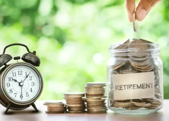 Retirement Corpus: పదవీ విరమణ కోసం ఏ పెట్టుబడి పథకం మేలు?