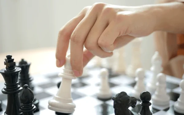 చదరంగ క్రీడలో ప్రపంచ పోరాటం