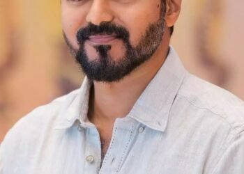 అభిమానుల అతివ్యామోహంలో విజయ్‌కు ఇబ్బంది… కిందపడిన క్షణం