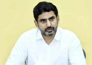 నారా లోకేష్ క్రమశిక్షణ, సంస్కారం అద్భుతం.. వేదికపై ప్రశంసలు కురిపించిన కేంద్ర మాజీ మంత్రి అశోక్ గజపతి రాజు!