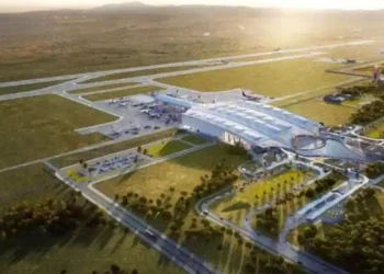 ఉత్తరాంధ్ర అభివృద్ధికి గేట్‌వే: భోగాపురం విమానాశ్రయం 2026 నుంచి వాణిజ్య సేవలకు సిద్ధం