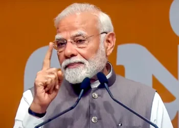 ప్రధాని మోడీ వార్నింగ్: “డ్రామాలు అవసరం లేదు.. చిట్కాలు ఇస్తాను, సమరానికి రండి”