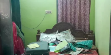 పట్టపగలే ఇంట్లో చోరీ.. 14 తులాల బంగారం ఎత్తుకెళ్లిన దుండగులు