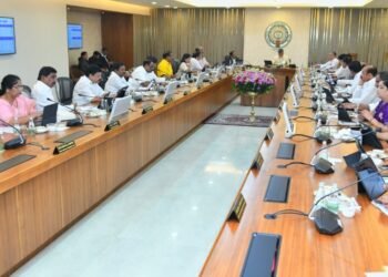 సచివాలయంలో ముఖ్యమంత్రి చంద్రబాబు నాయుడు గారి అధ్యక్షతన కేబినెట్ భేటీ