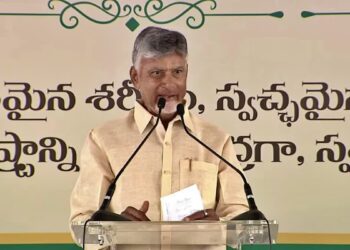 స్వర్ణాంధ్ర–స్వచ్ఛాంధ్రకు వేగం… వినుకొండలో సీఎం చంద్రబాబు హామీలు